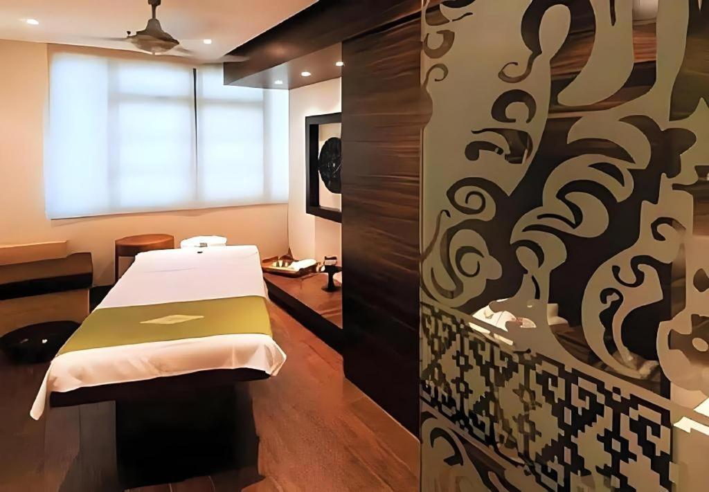 The Heritage Sathorn Suite Hotel Bangkok Esterno foto