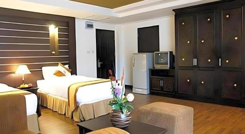 The Heritage Sathorn Suite Hotel Bangkok Esterno foto