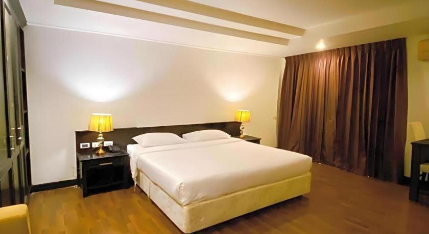 The Heritage Sathorn Suite Hotel Bangkok Esterno foto