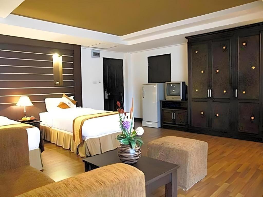 The Heritage Sathorn Suite Hotel Bangkok Esterno foto