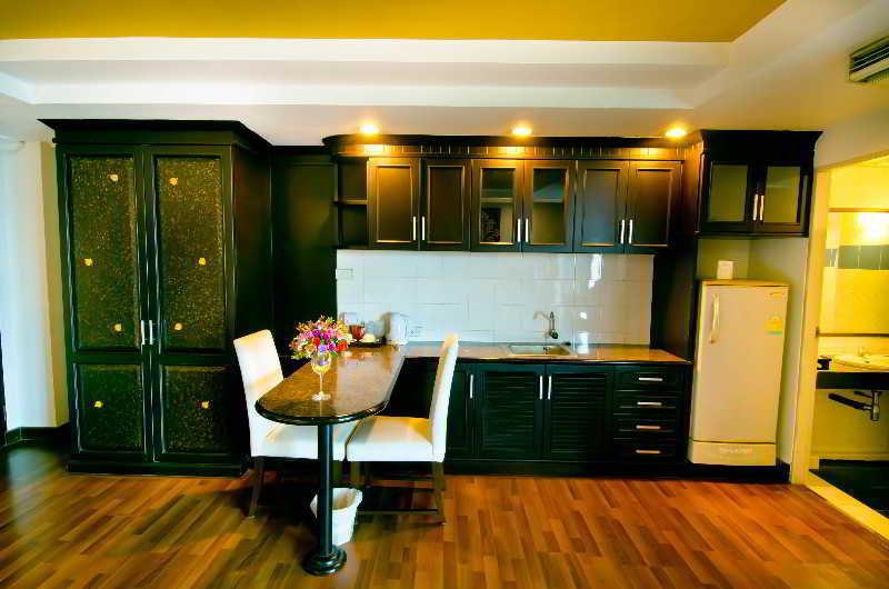 The Heritage Sathorn Suite Hotel Bangkok Esterno foto